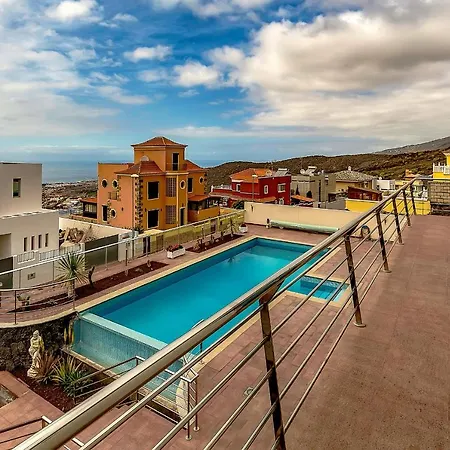 Josefina Villa Costa Adeje (Tenerife)